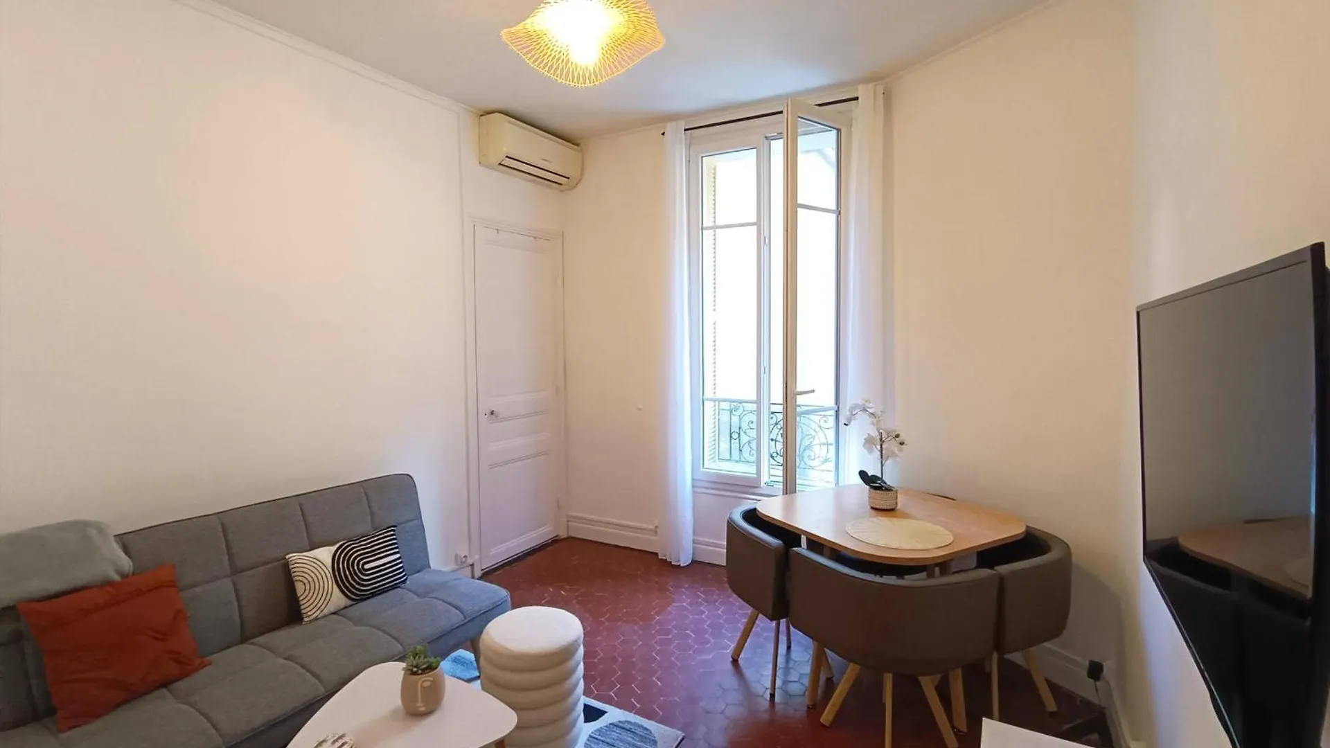 Charming T3 Near The City Center - 尼斯